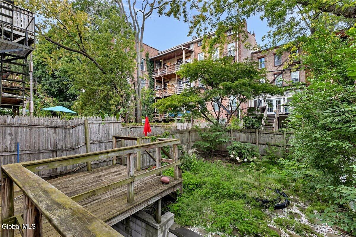 137 Lancaster Street Albany NY 12210