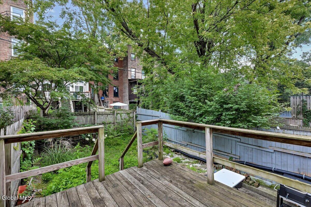 137 Lancaster Street Albany NY 12210