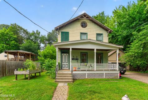 27 Lilac Lane Troy NY 12180