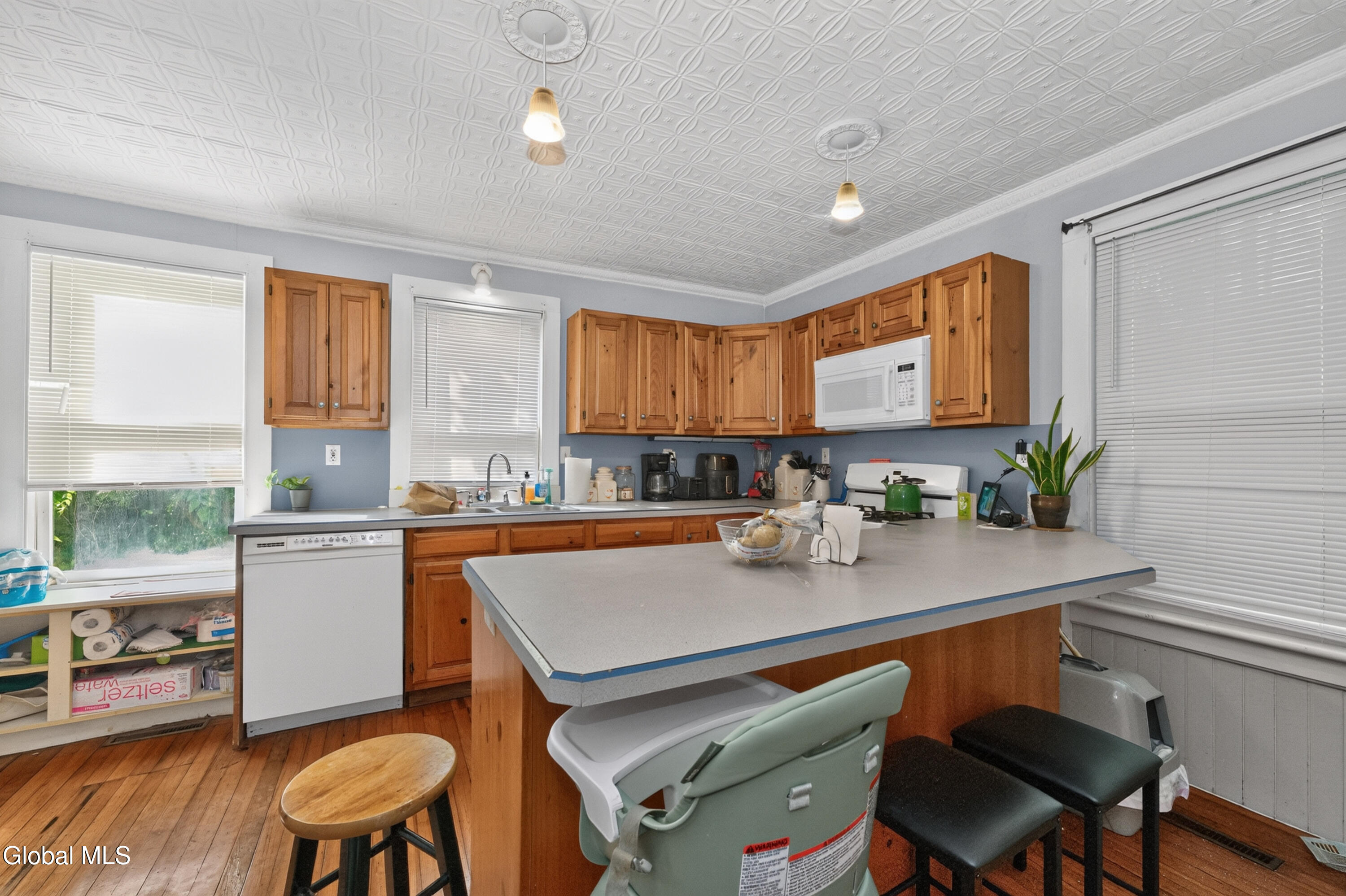27 Lilac Lane Troy NY 12180