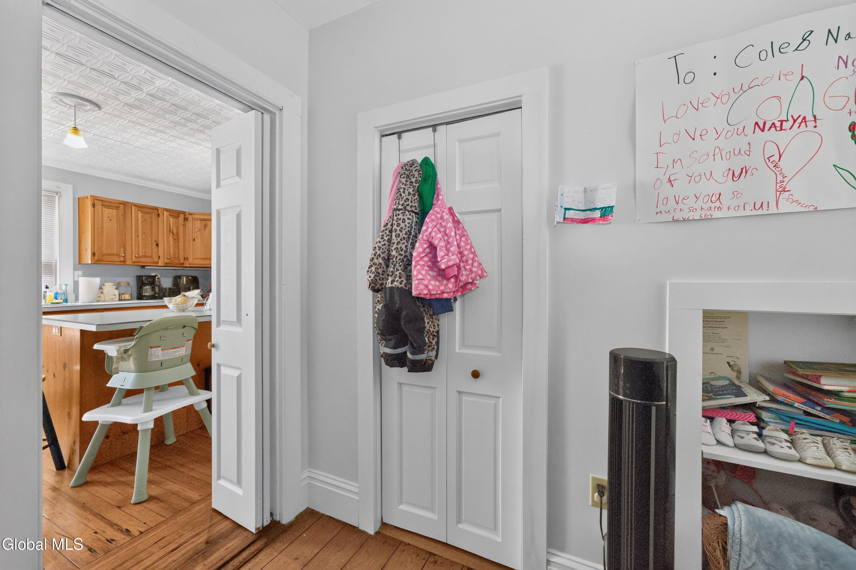 27 Lilac Lane Troy NY 12180