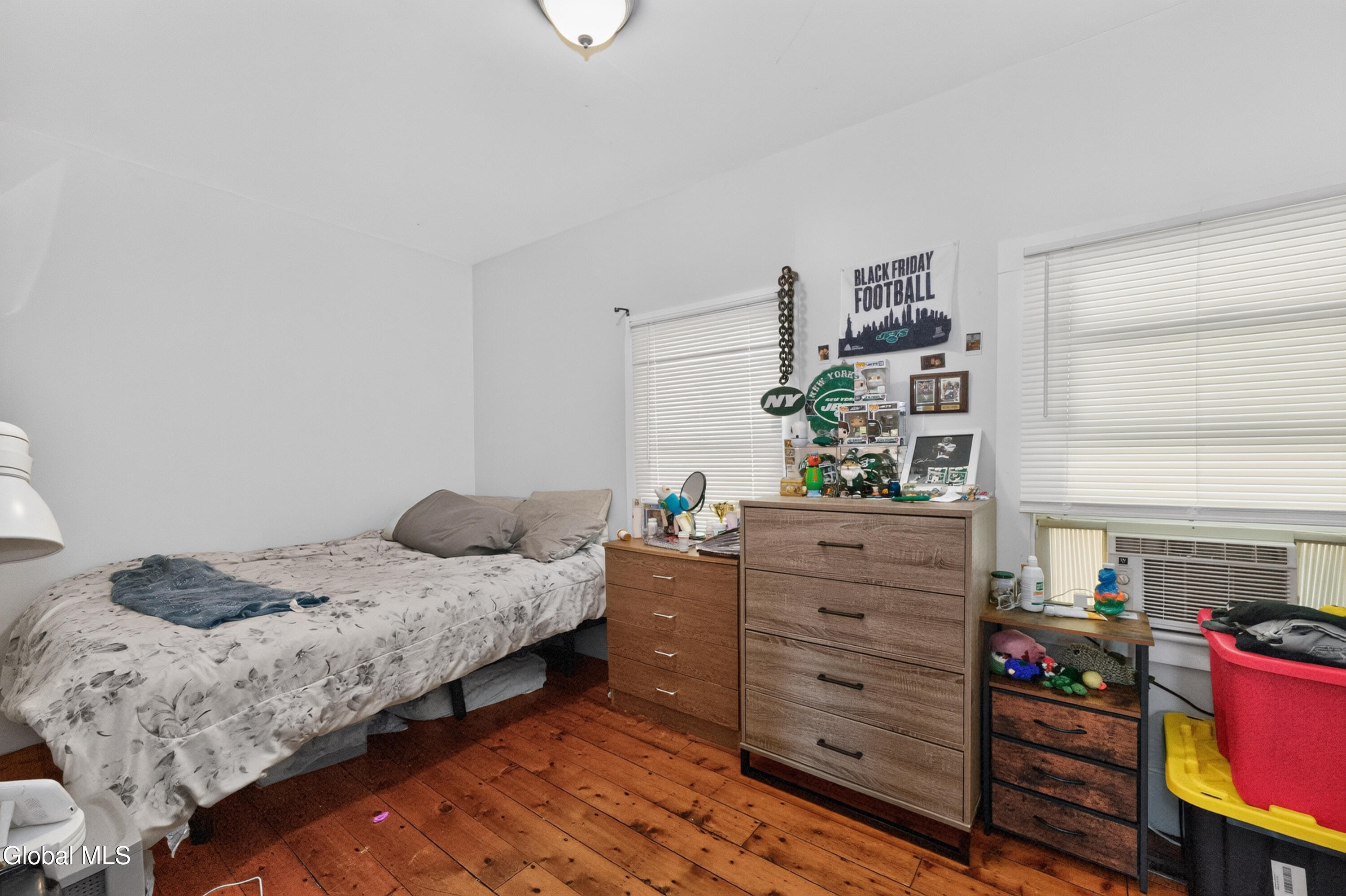 27 Lilac Lane Troy NY 12180