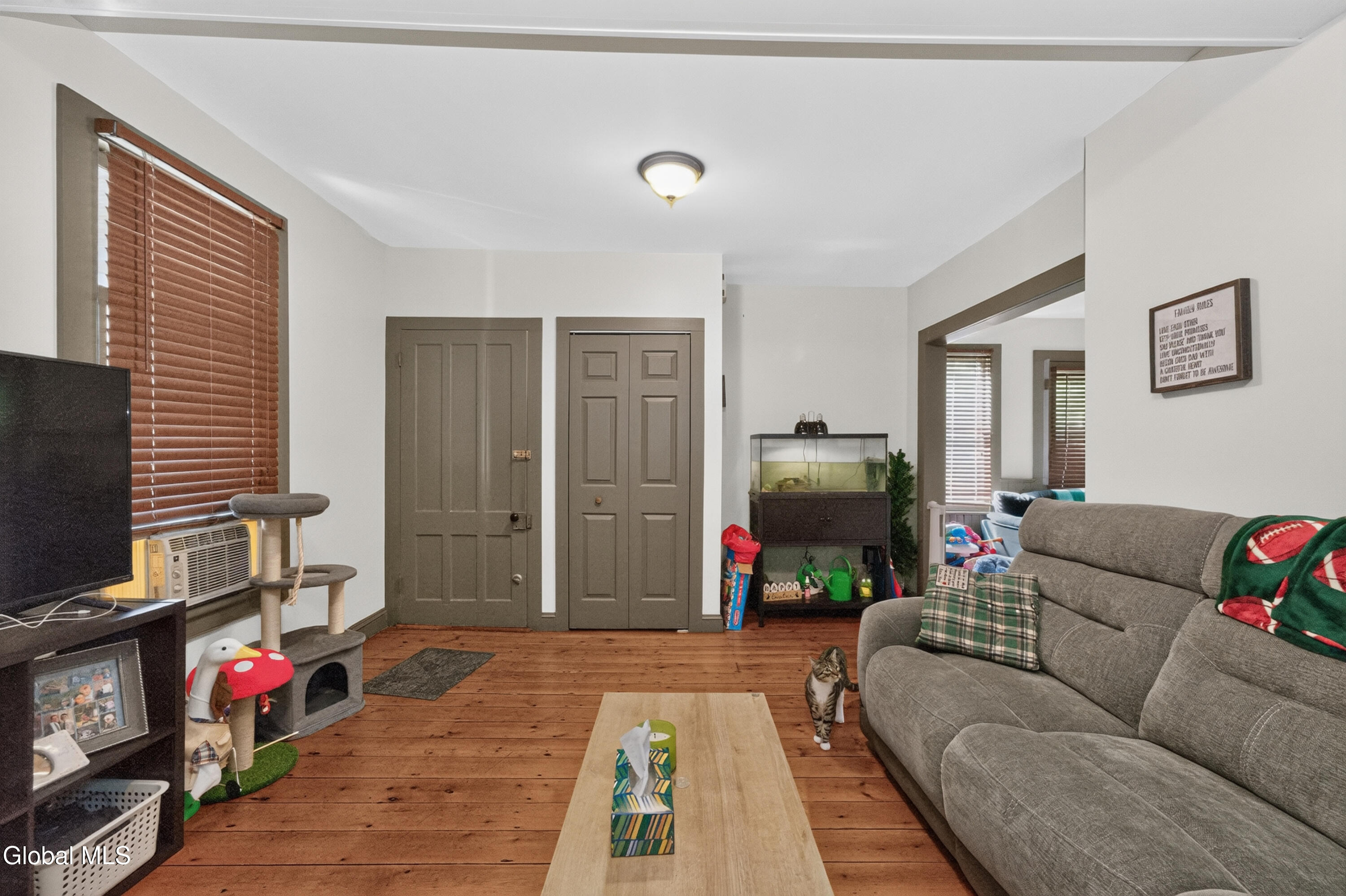 27 Lilac Lane Troy NY 12180