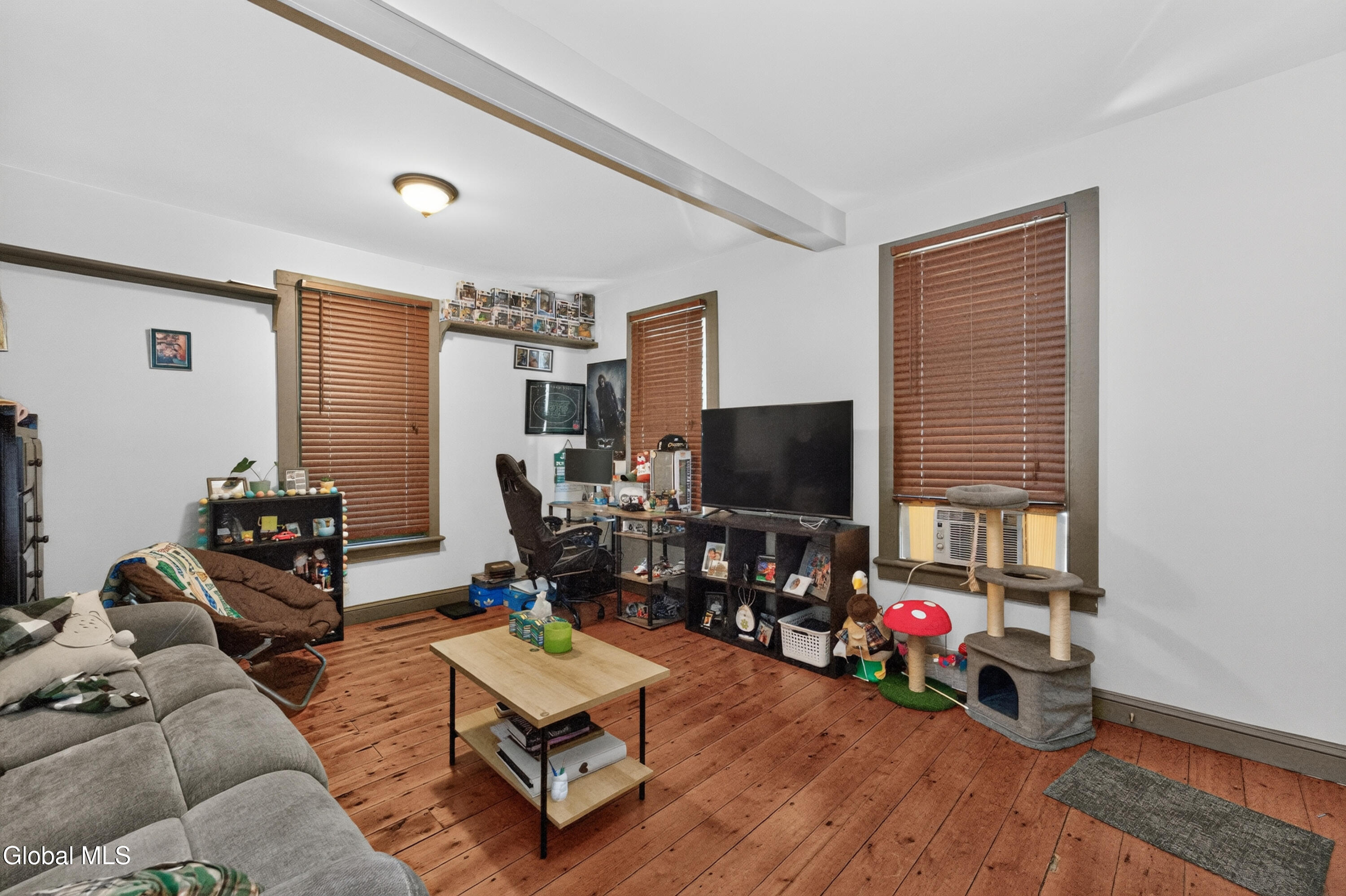 27 Lilac Lane Troy NY 12180