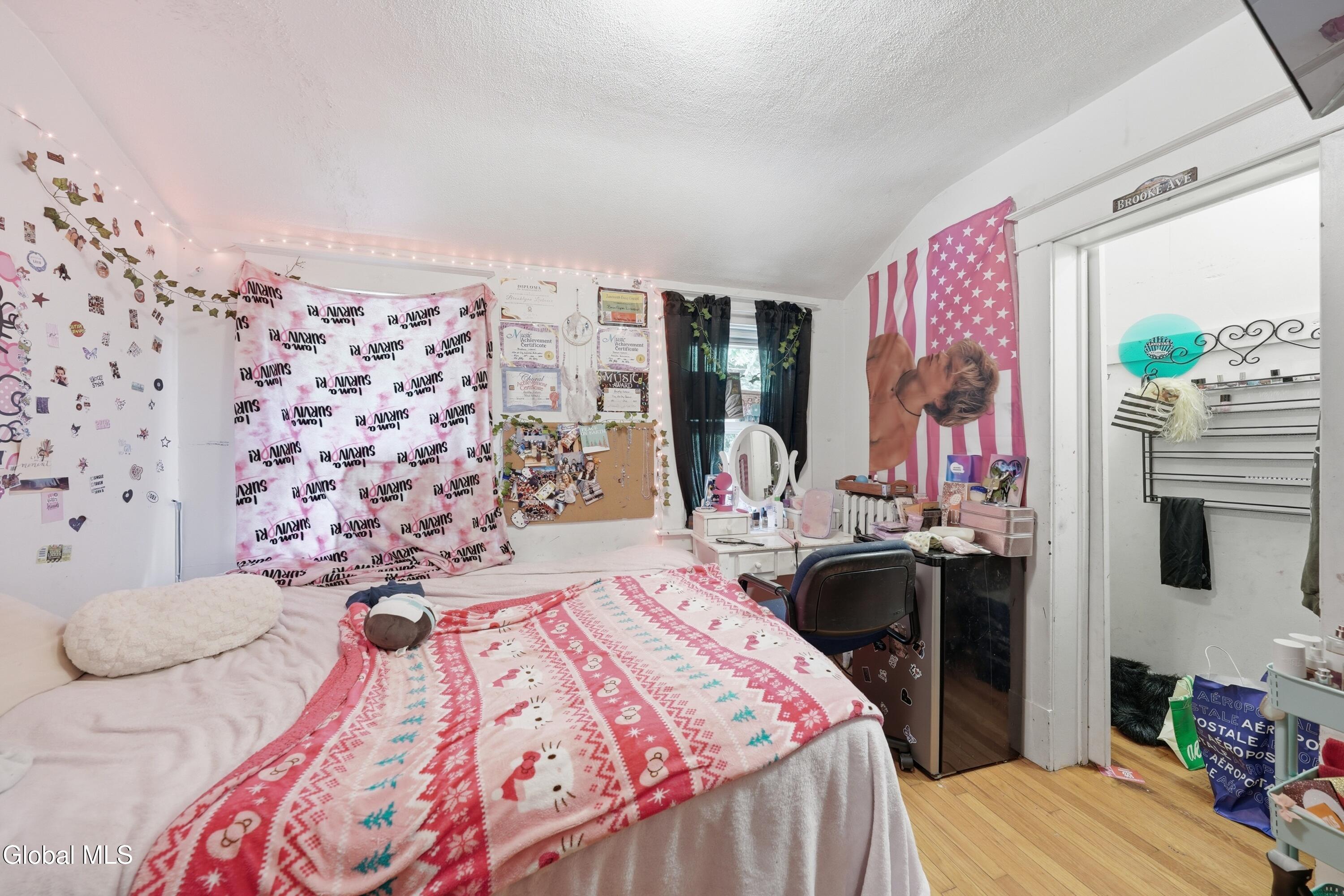 27 Excelsior Avenue Troy NY 12180