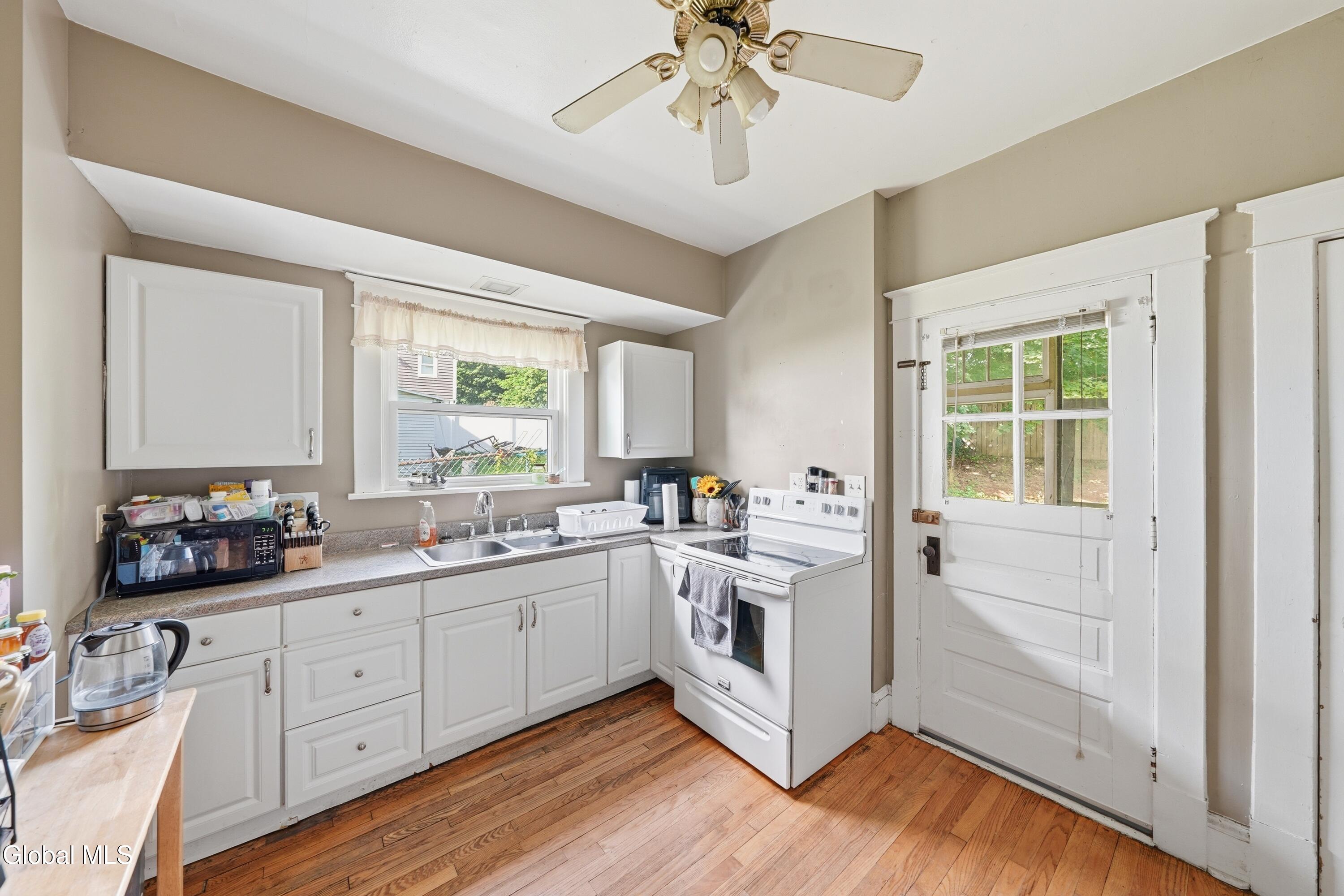 27 Excelsior Avenue Troy NY 12180