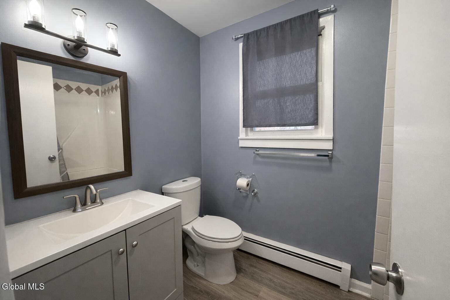 17 Landon Terrace Schenectady NY 12308