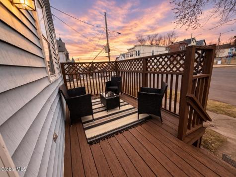 17 Landon Terrace Schenectady NY 12308