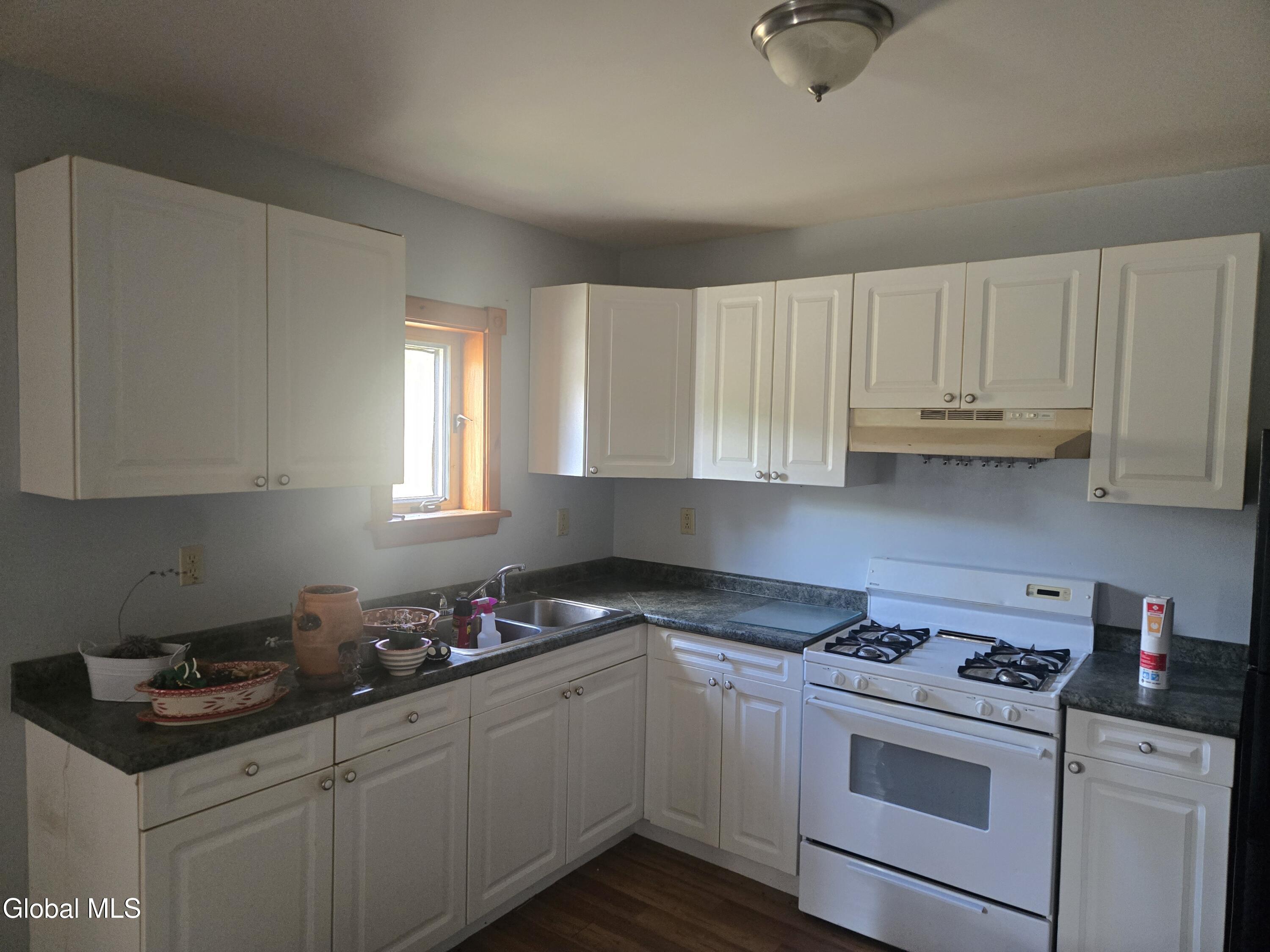 5727 Ny-86 Wilmington NY 12997