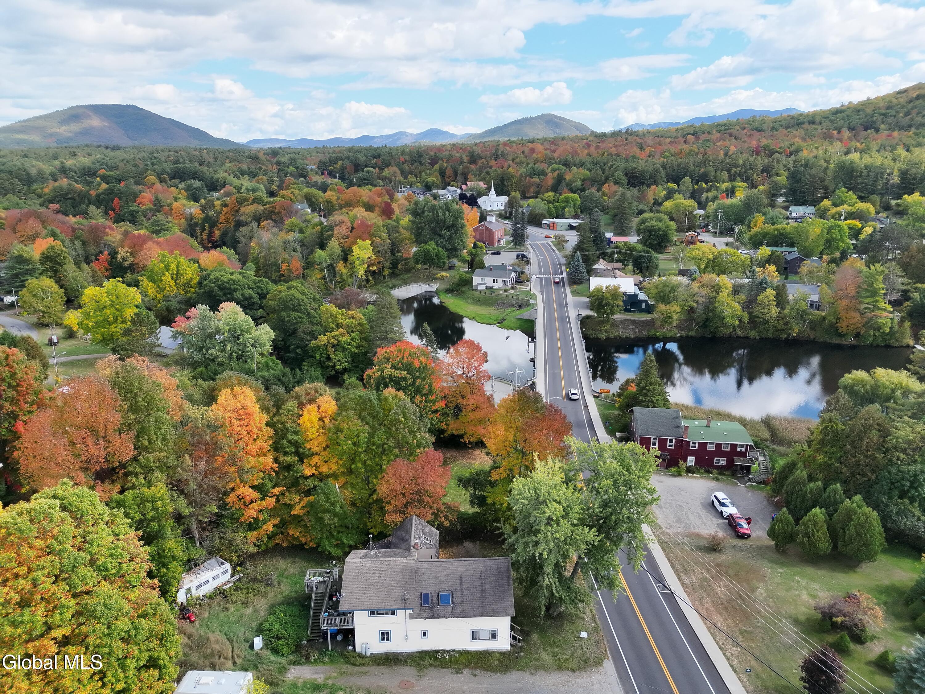 5727 Ny-86 Wilmington NY 12997