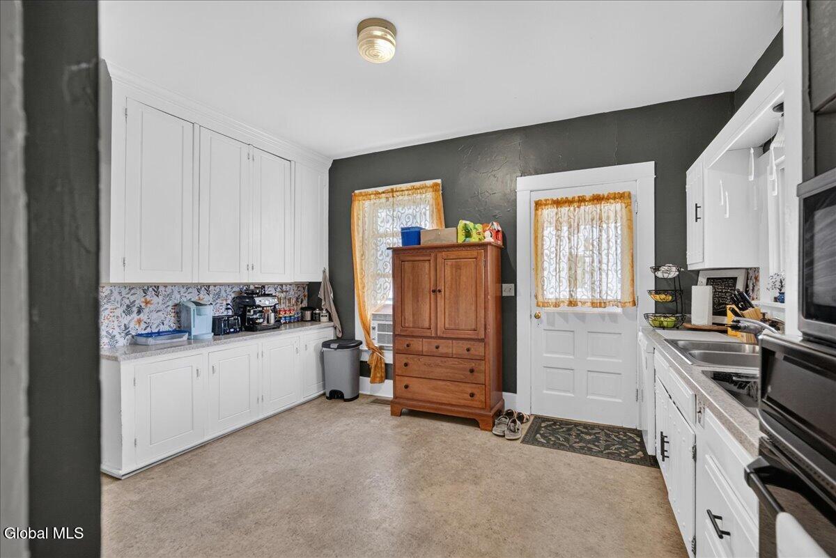 28 Woodlawn Avenue Greenwich NY 12834