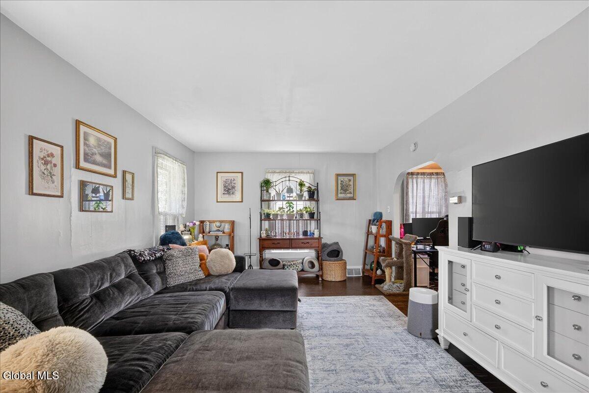 28 Woodlawn Avenue Greenwich NY 12834