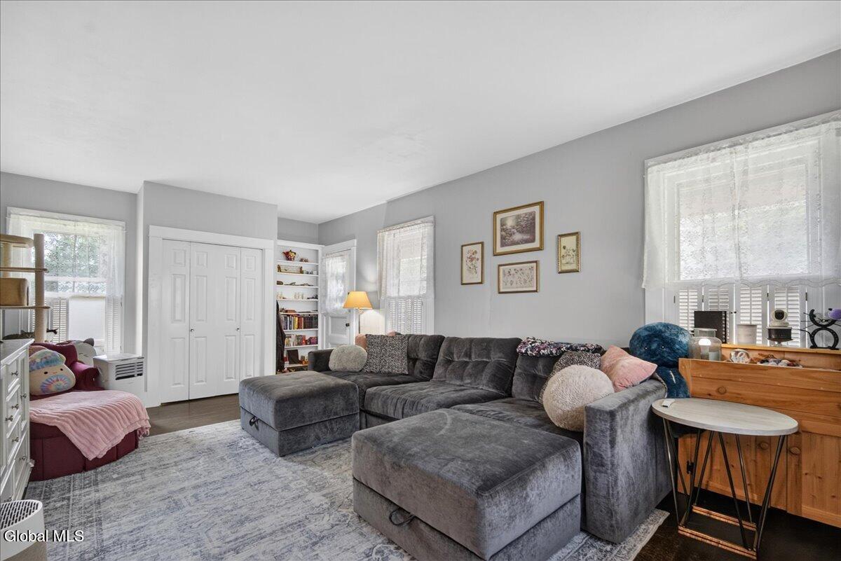28 Woodlawn Avenue Greenwich NY 12834