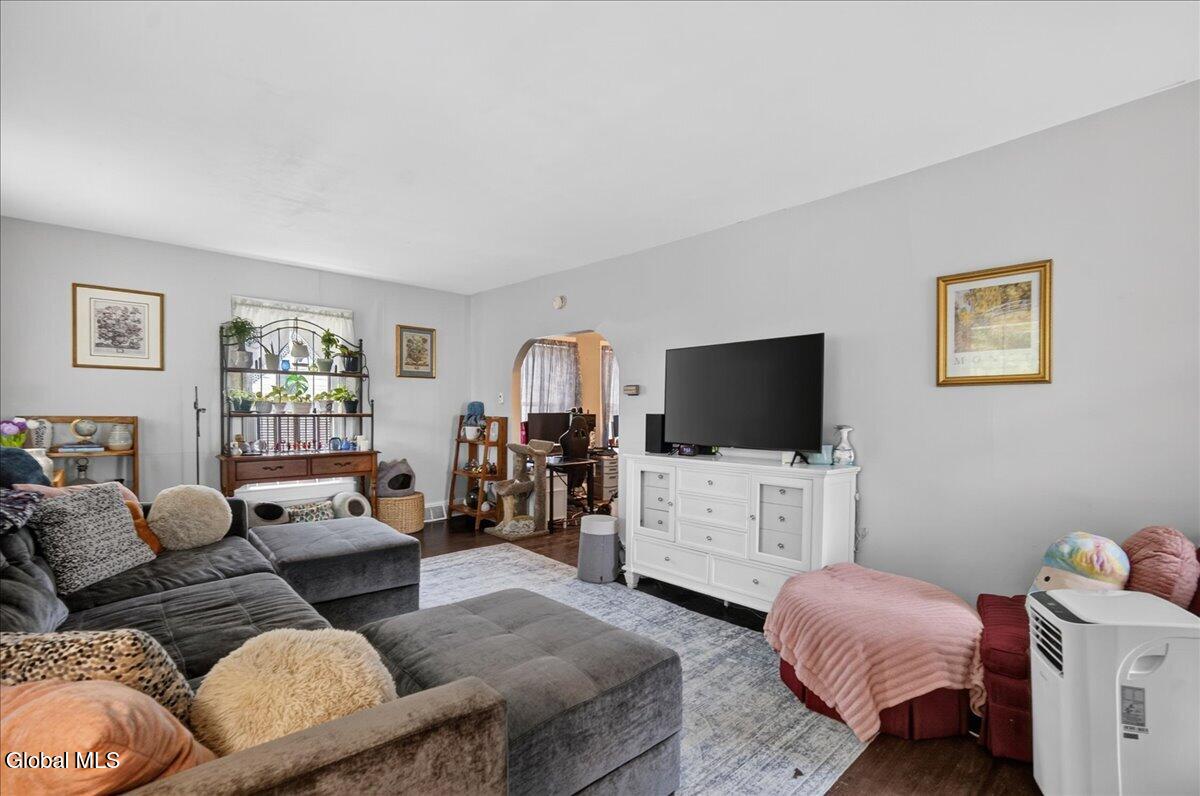 28 Woodlawn Avenue Greenwich NY 12834