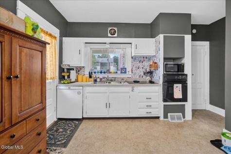 28 Woodlawn Avenue Greenwich NY 12834