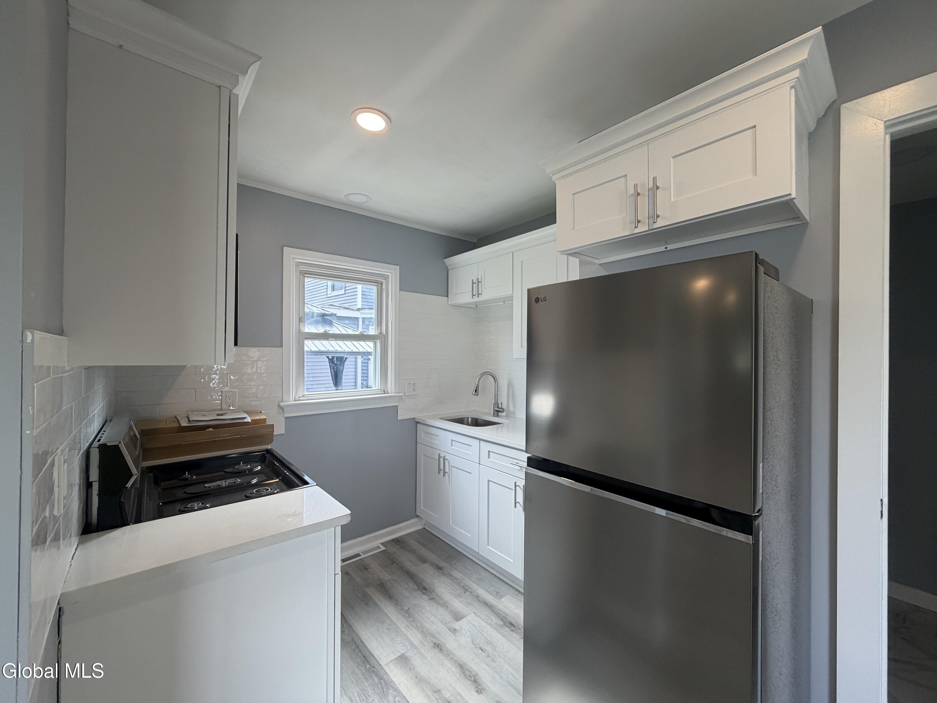 2734 Broadway Schenectady NY 12306