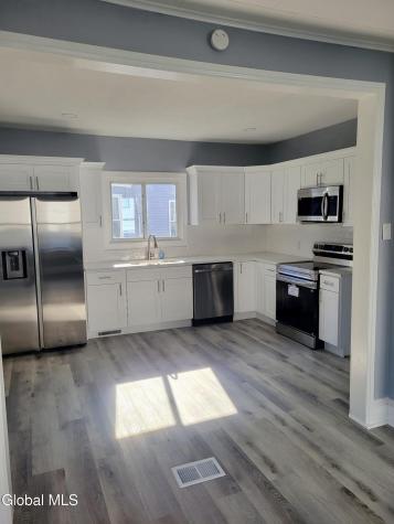 2734 Broadway Schenectady NY 12306