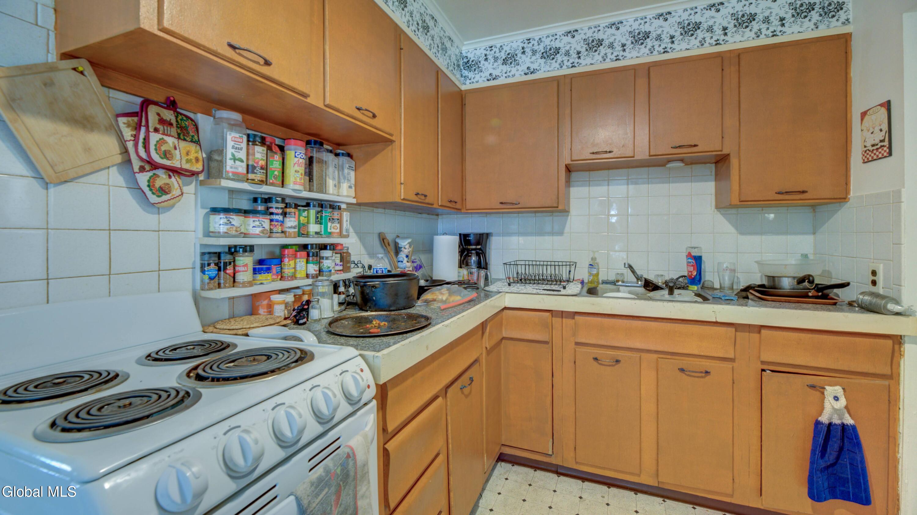 62 Orchard Street Gloversville NY 12078