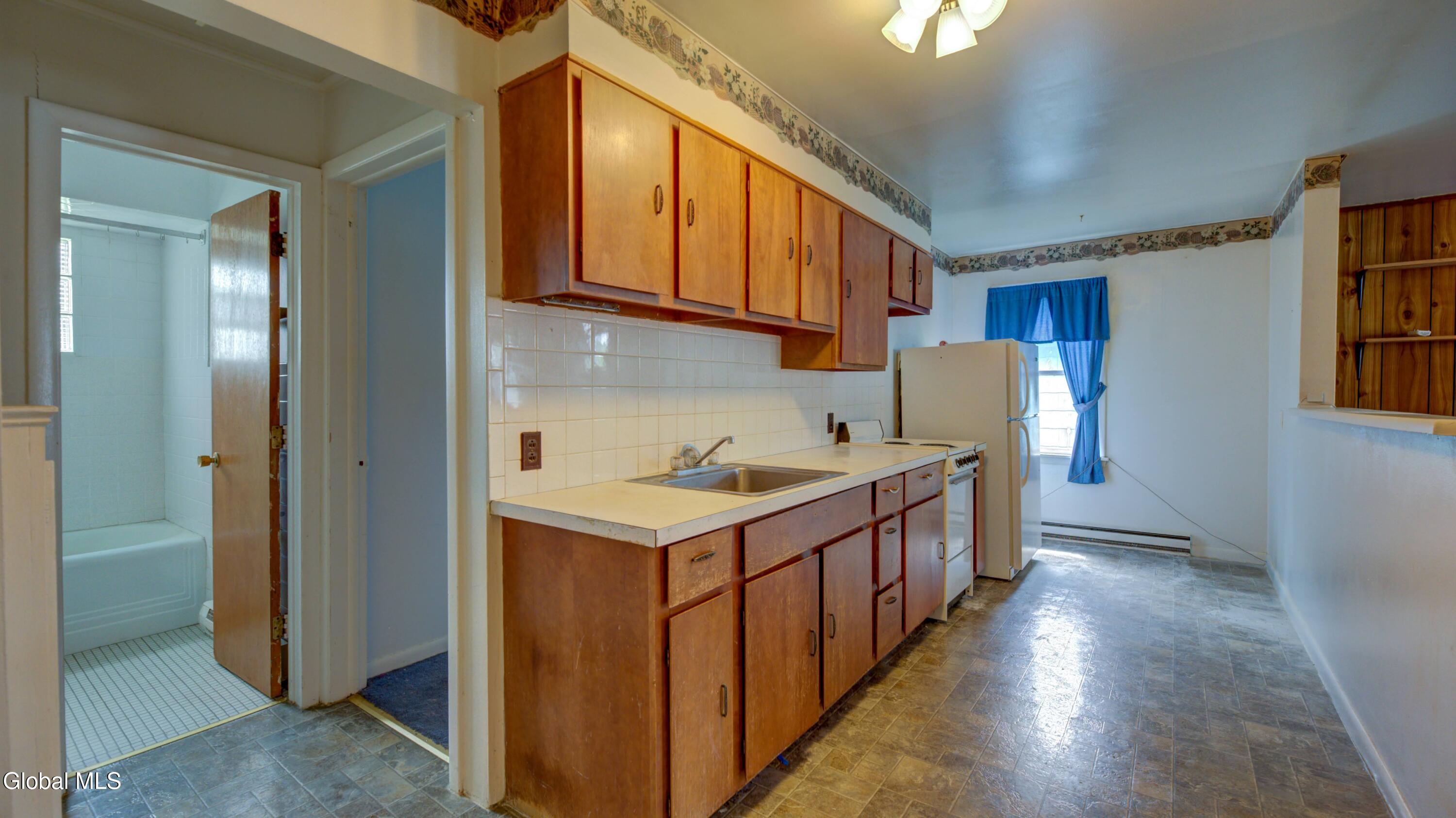 62 Orchard Street Gloversville NY 12078