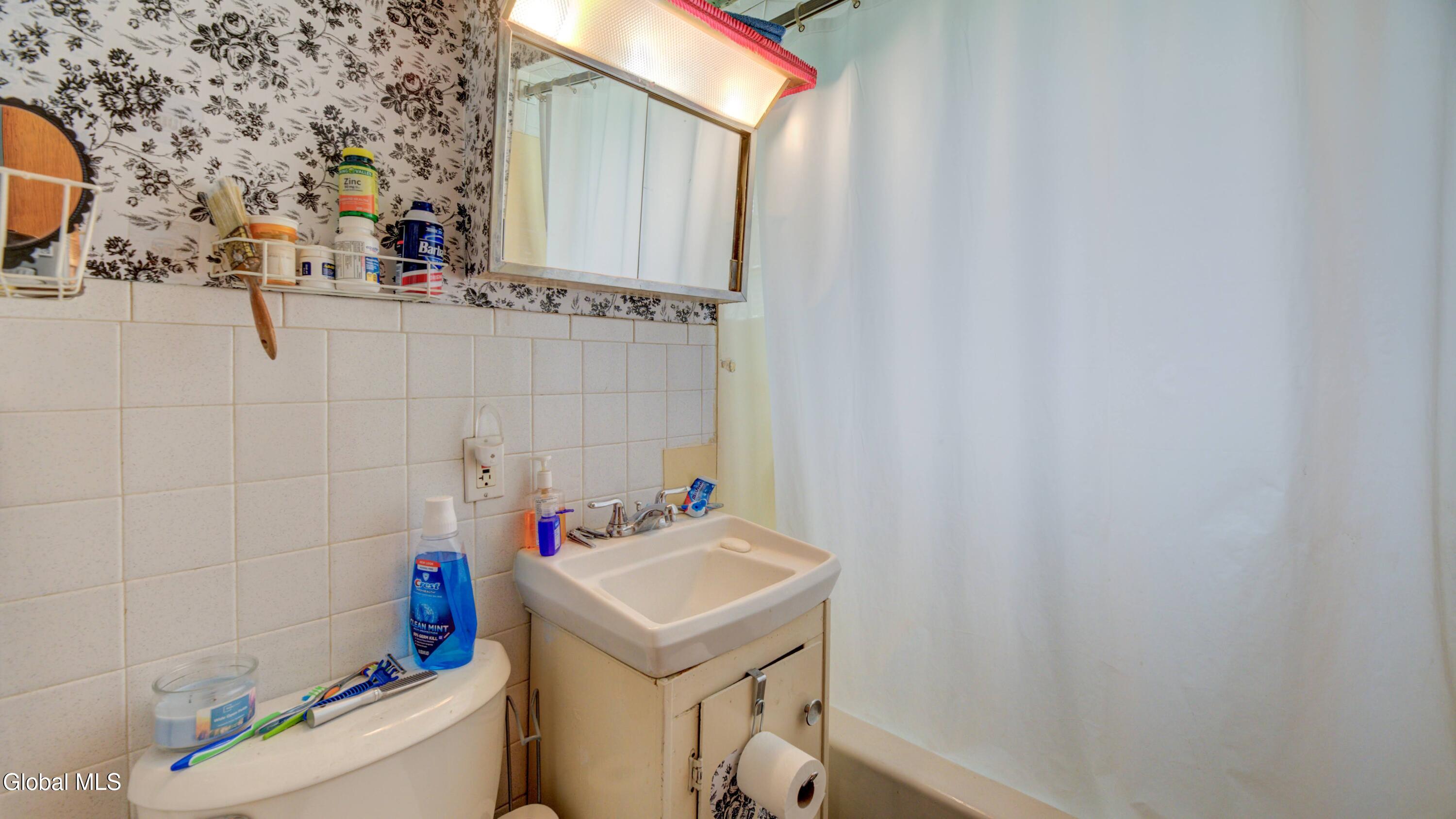 62 Orchard Street Gloversville NY 12078