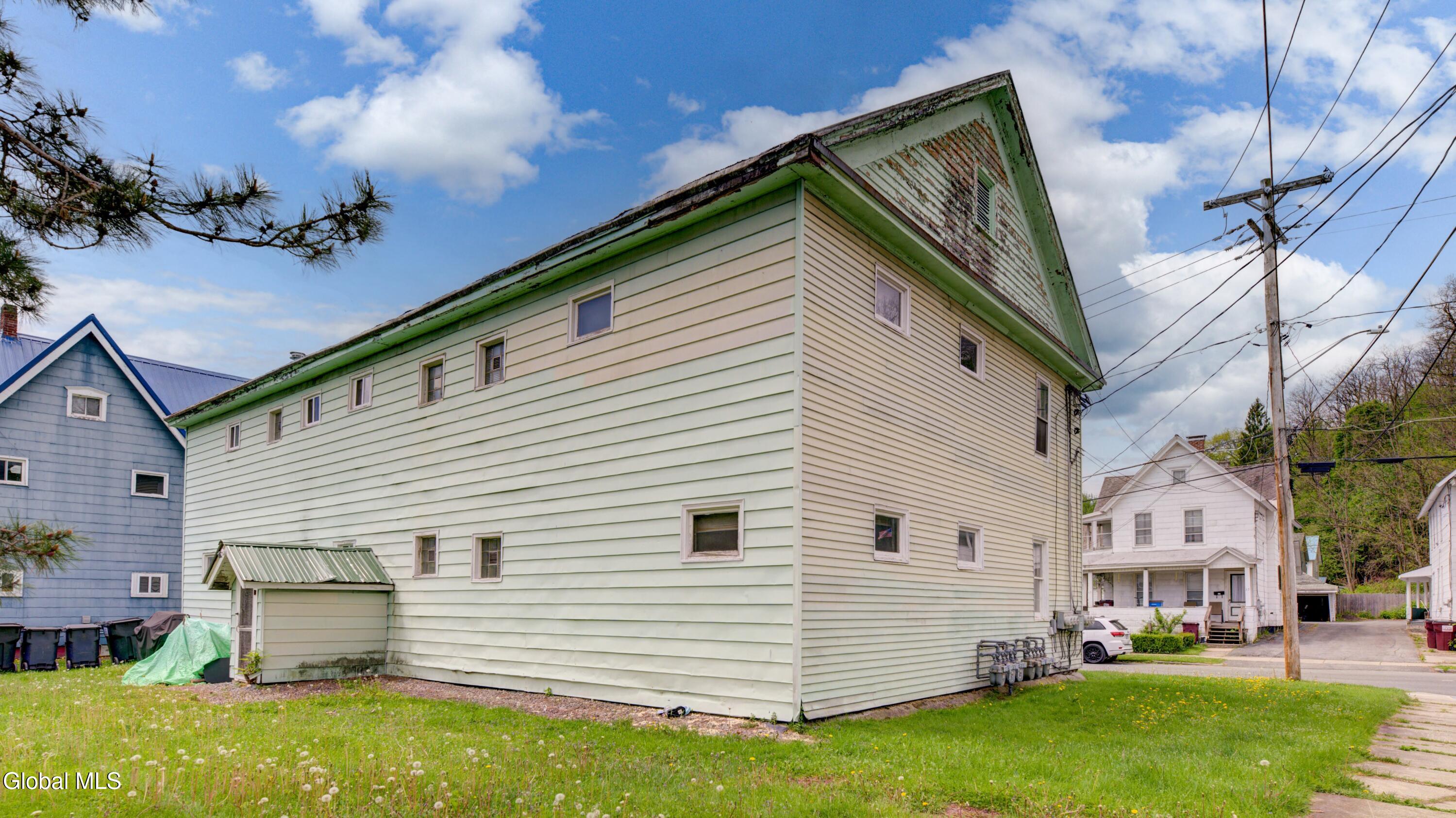 62 Orchard Street Gloversville NY 12078