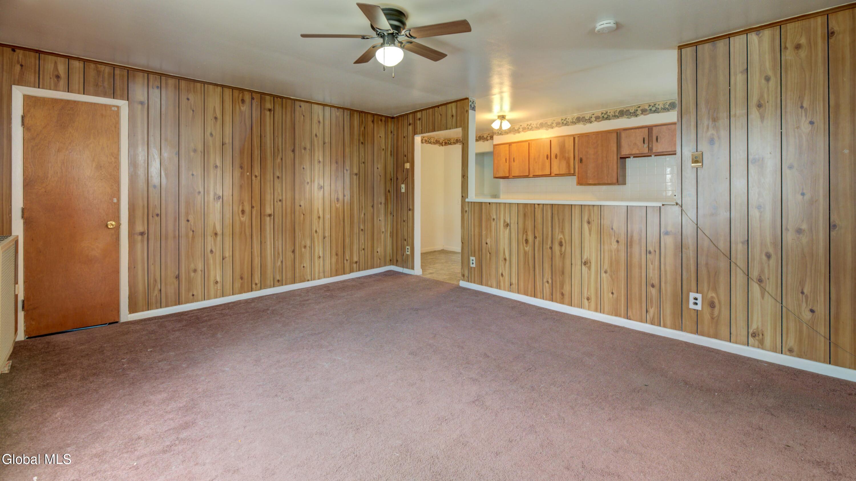 62 Orchard Street Gloversville NY 12078