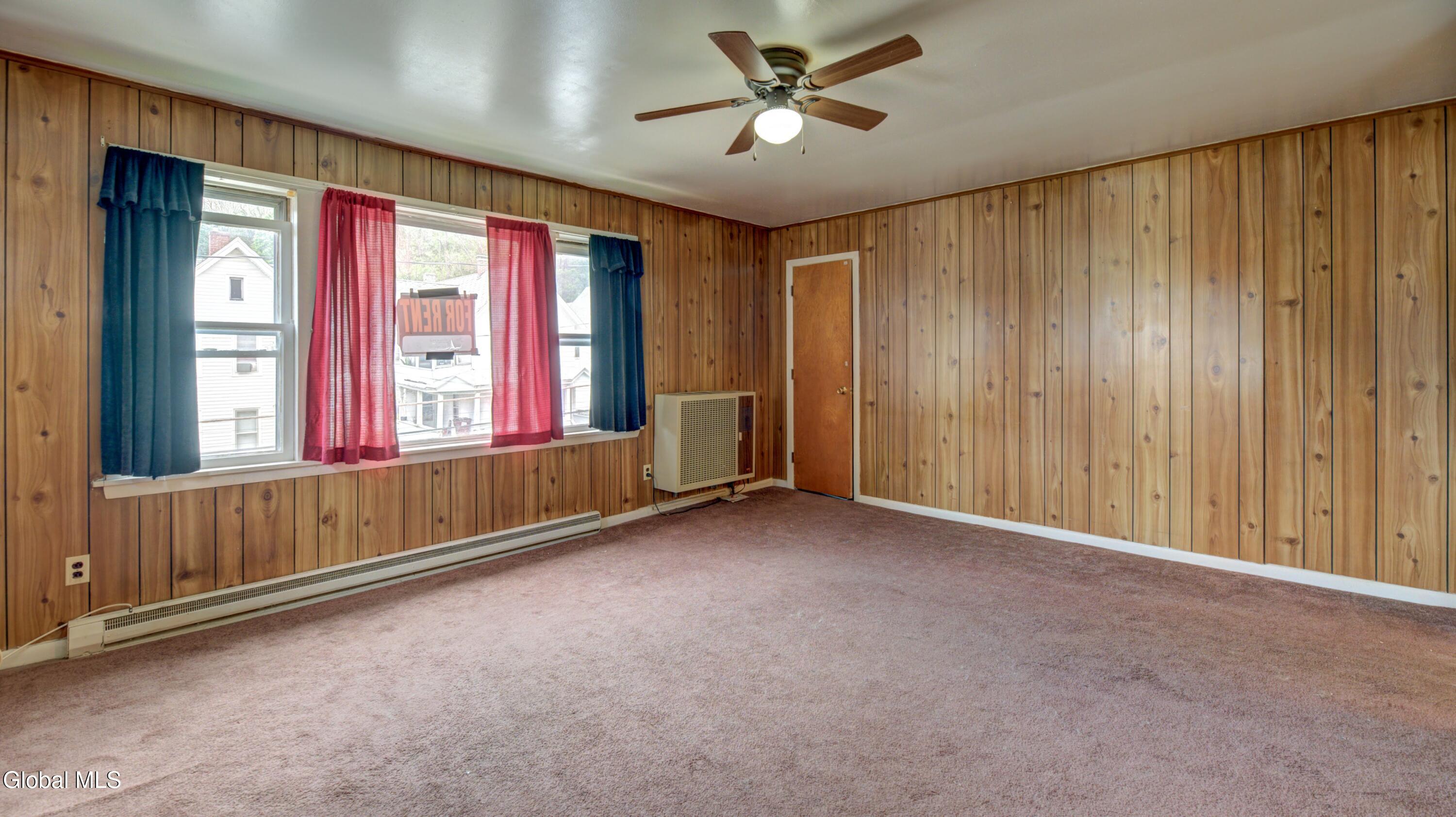62 Orchard Street Gloversville NY 12078