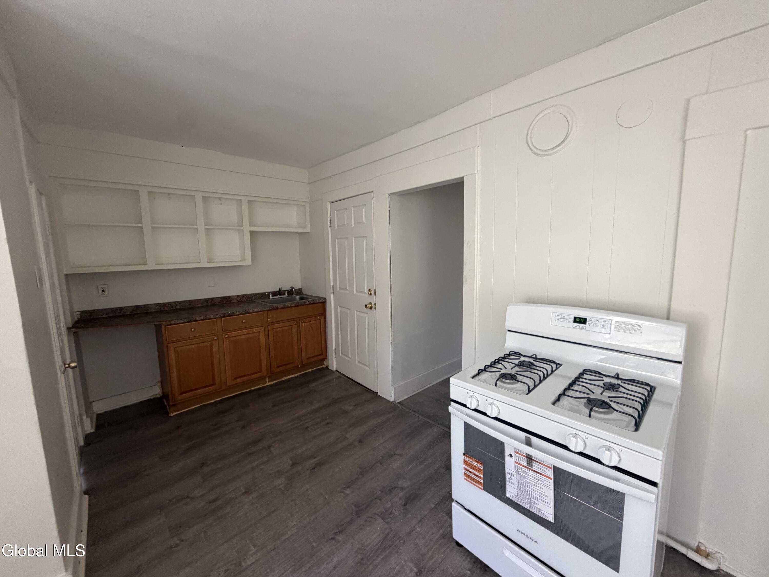 54 Alexander Street Albany NY 12202