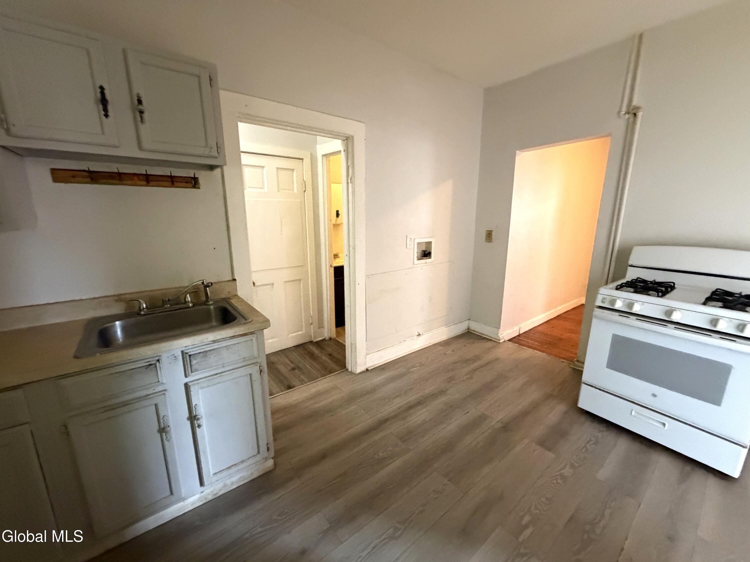 54 Alexander Street Albany NY 12202