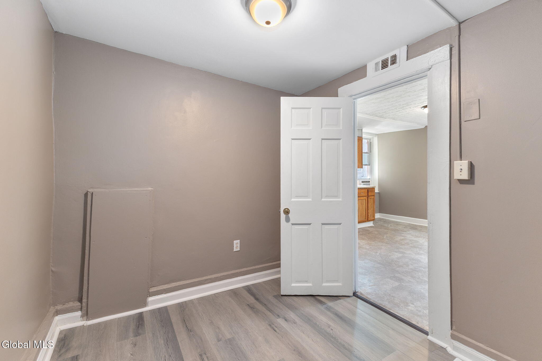 1302 5th Avenue Troy NY 12180