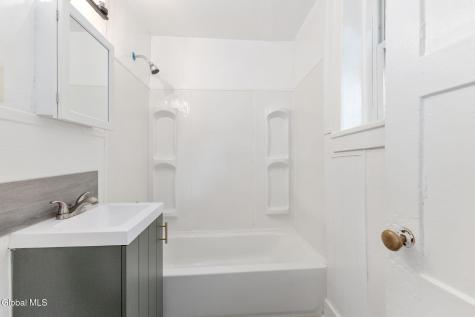 1302 5th Avenue Troy NY 12180