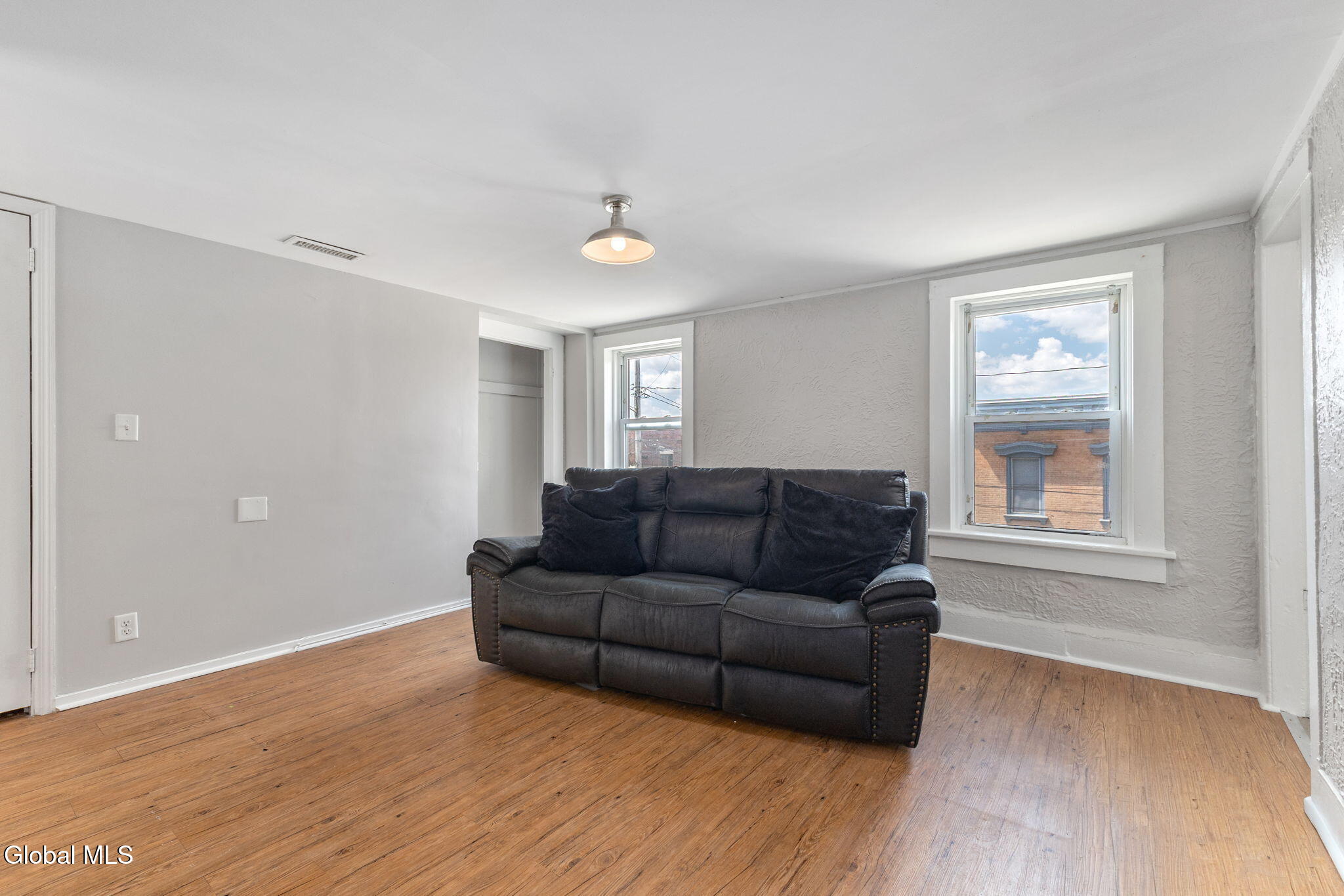 1302 5th Avenue Troy NY 12180