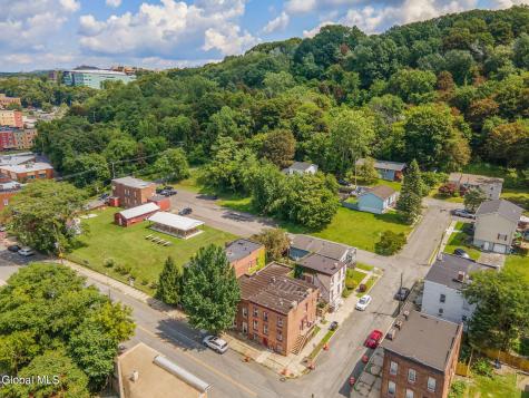 1302 5th Avenue Troy NY 12180