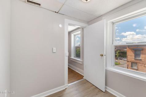 1302 5th Avenue Troy NY 12180