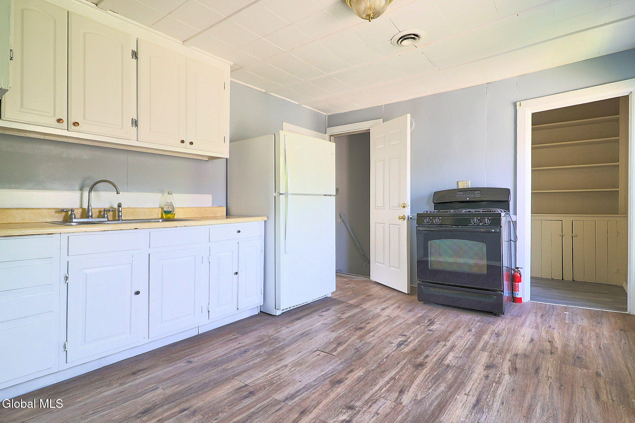 22 Eagle Street Gloversville NY 12078