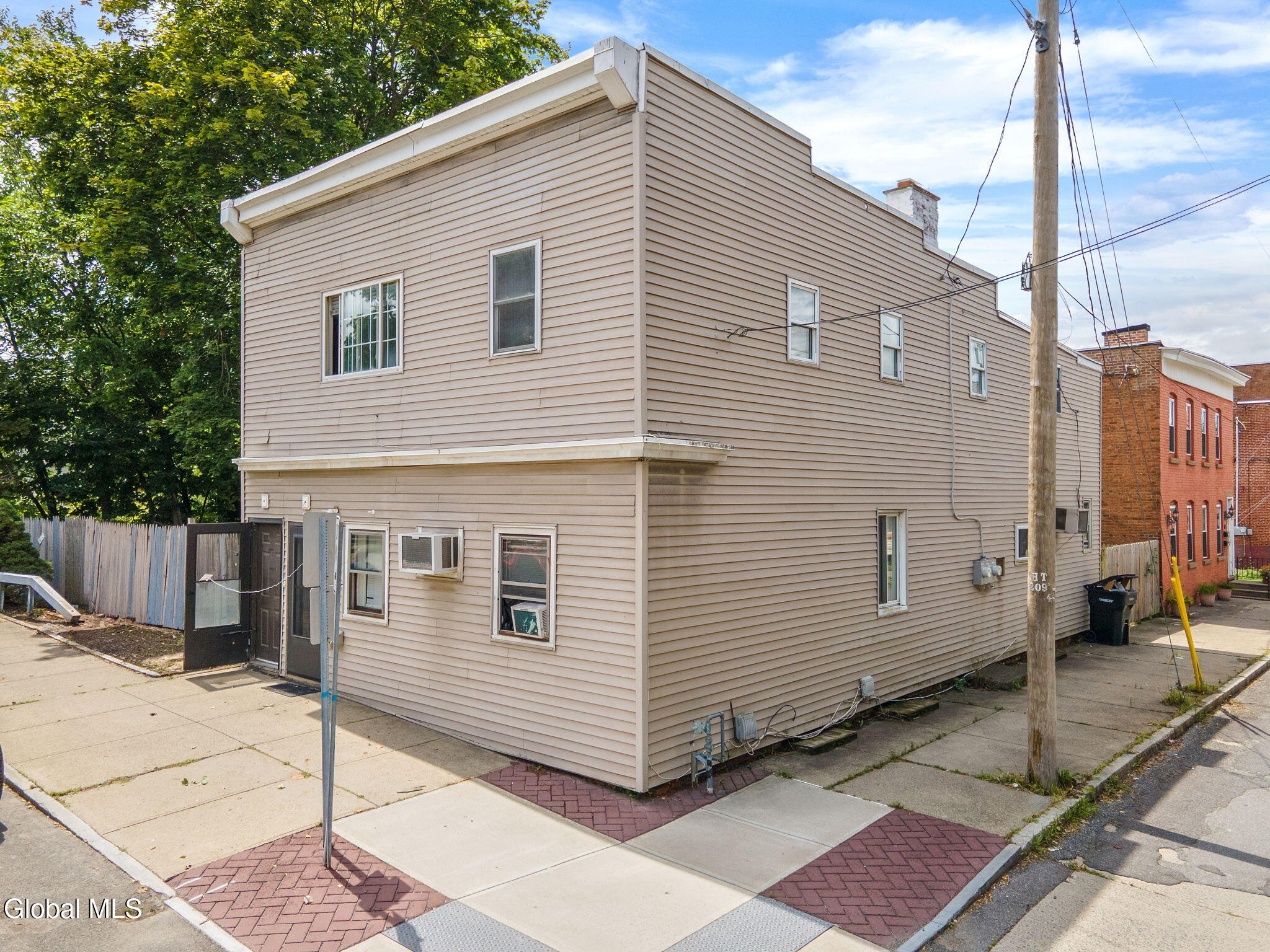 345-349 4th Street Troy NY 12180