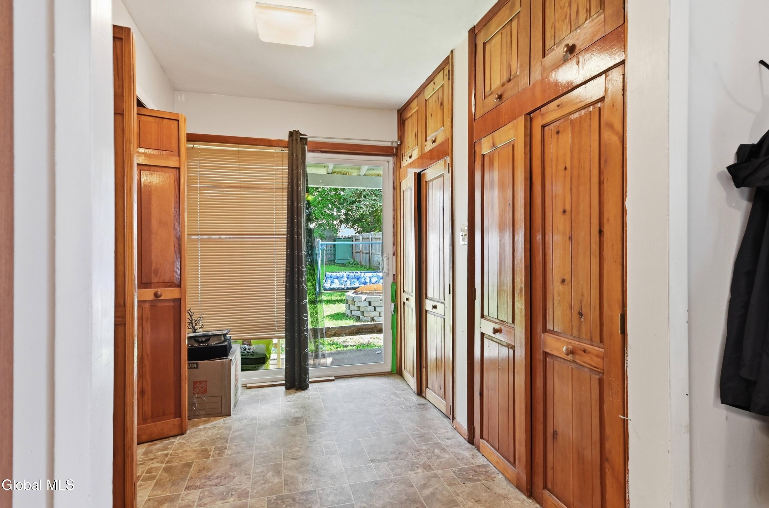 941 Cleveland Avenue Schenectady NY 12306