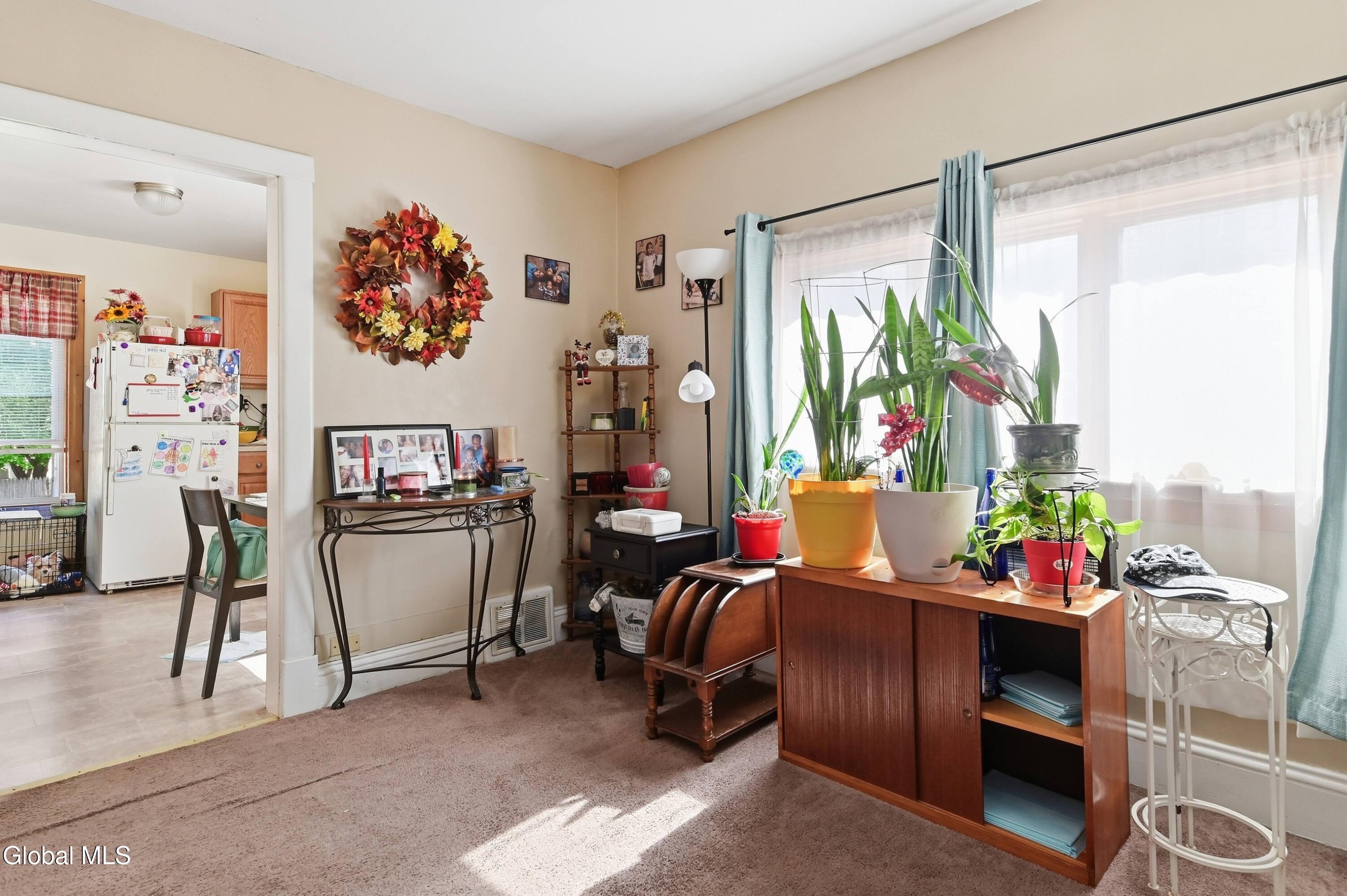 941 Cleveland Avenue Schenectady NY 12306