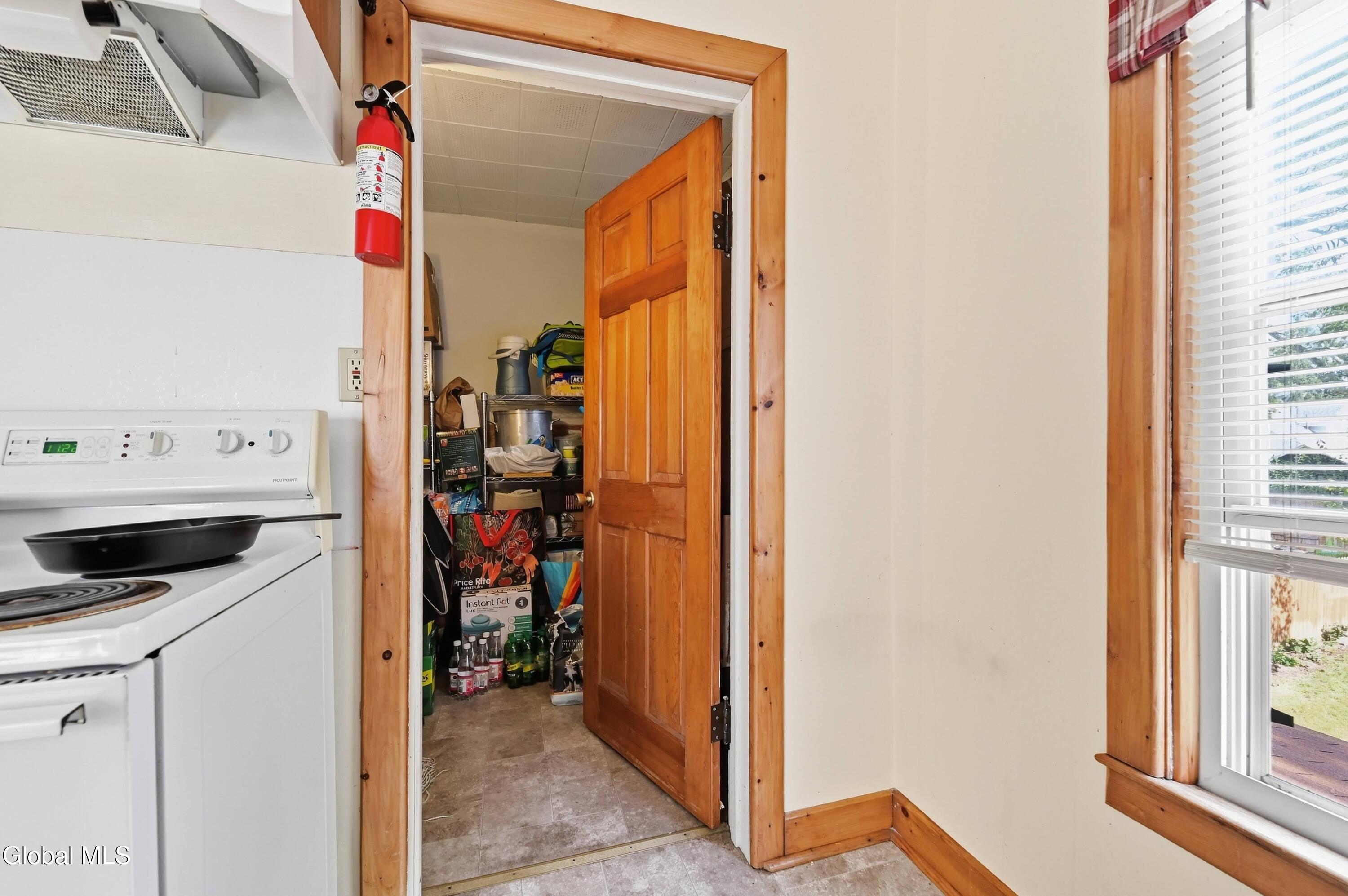 941 Cleveland Avenue Schenectady NY 12306