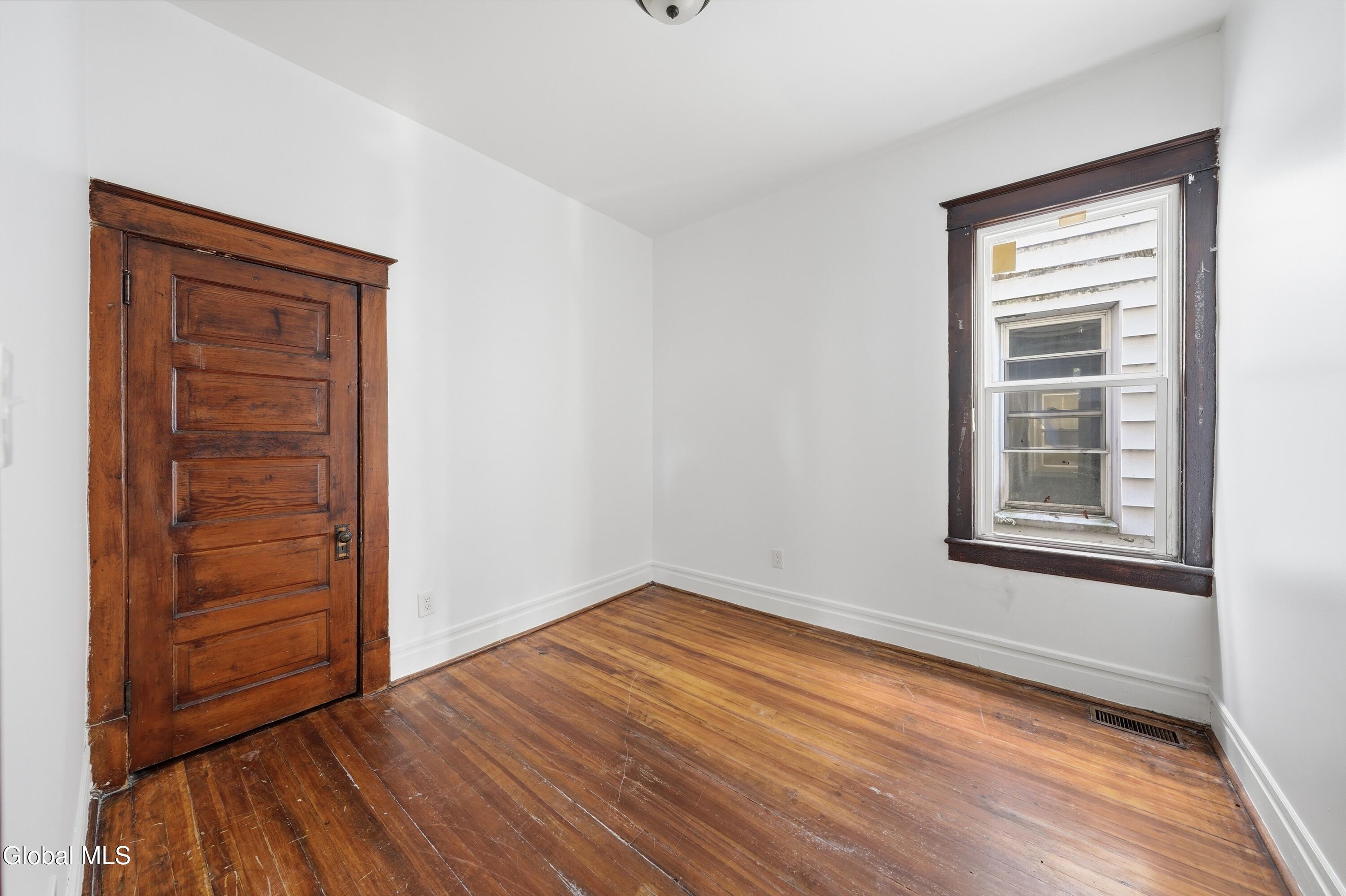 69 6th Avenue Troy NY 12180