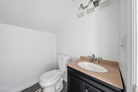69 6th Avenue Troy NY 12180