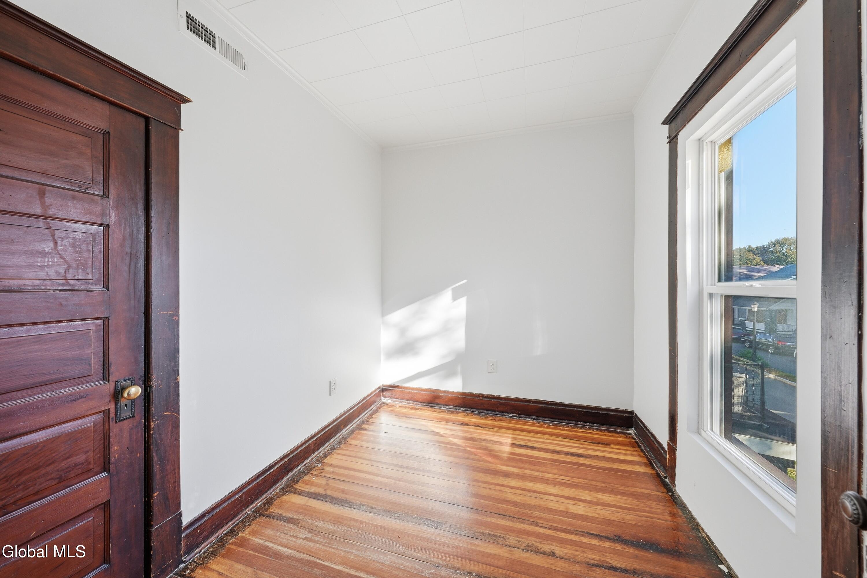 69 6th Avenue Troy NY 12180