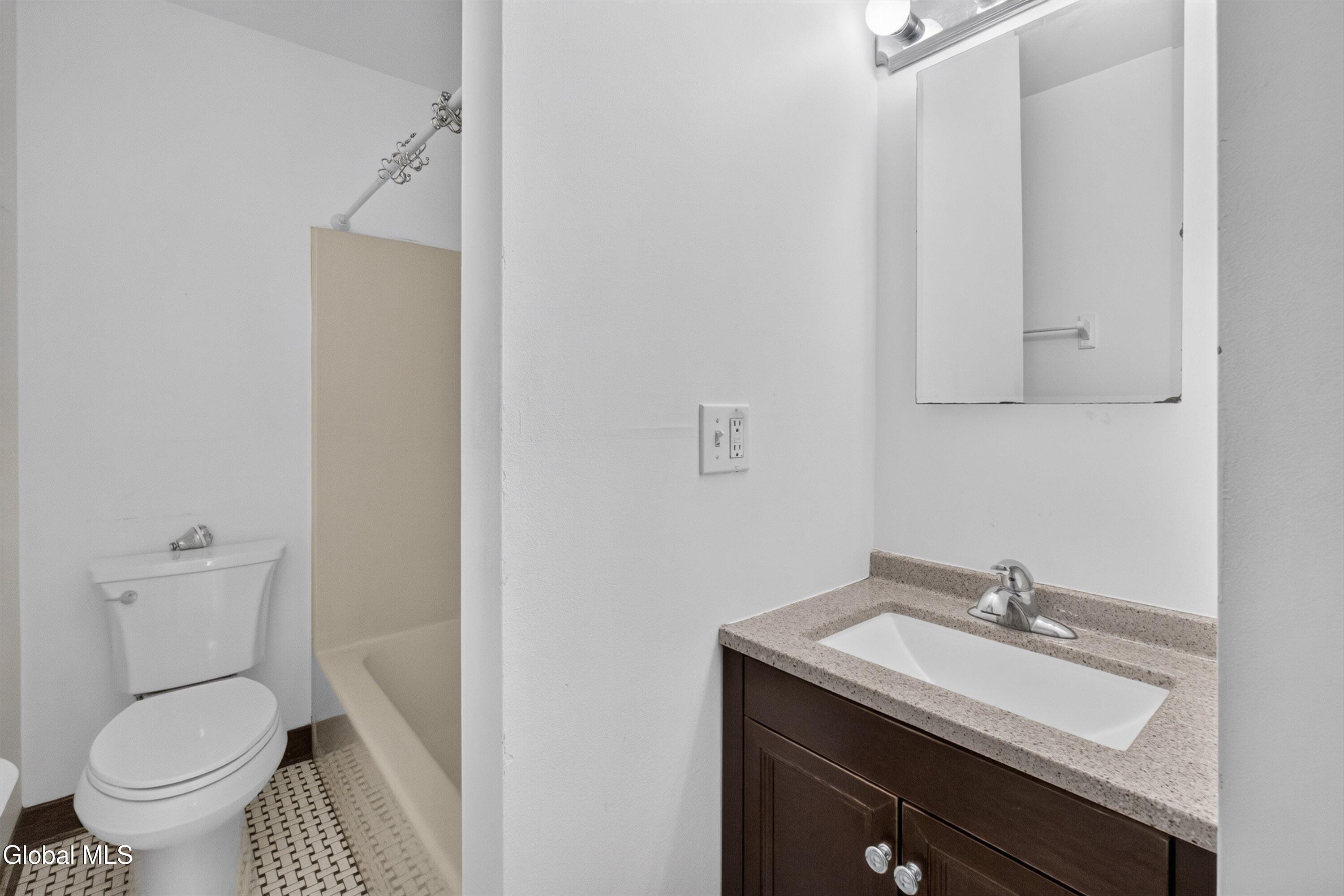 473 Washington Avenue Albany NY 12206