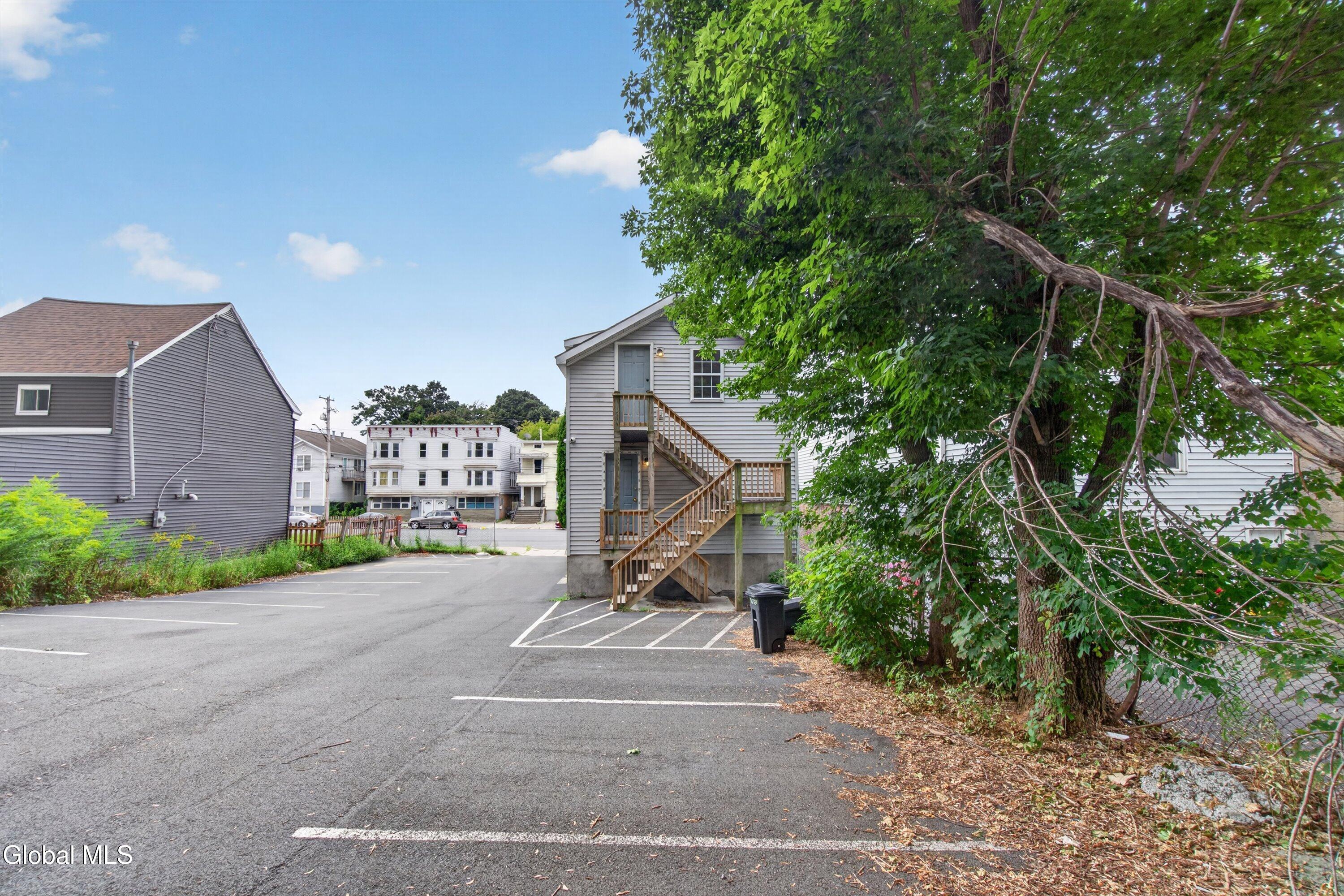 473 Washington Avenue Albany NY 12206