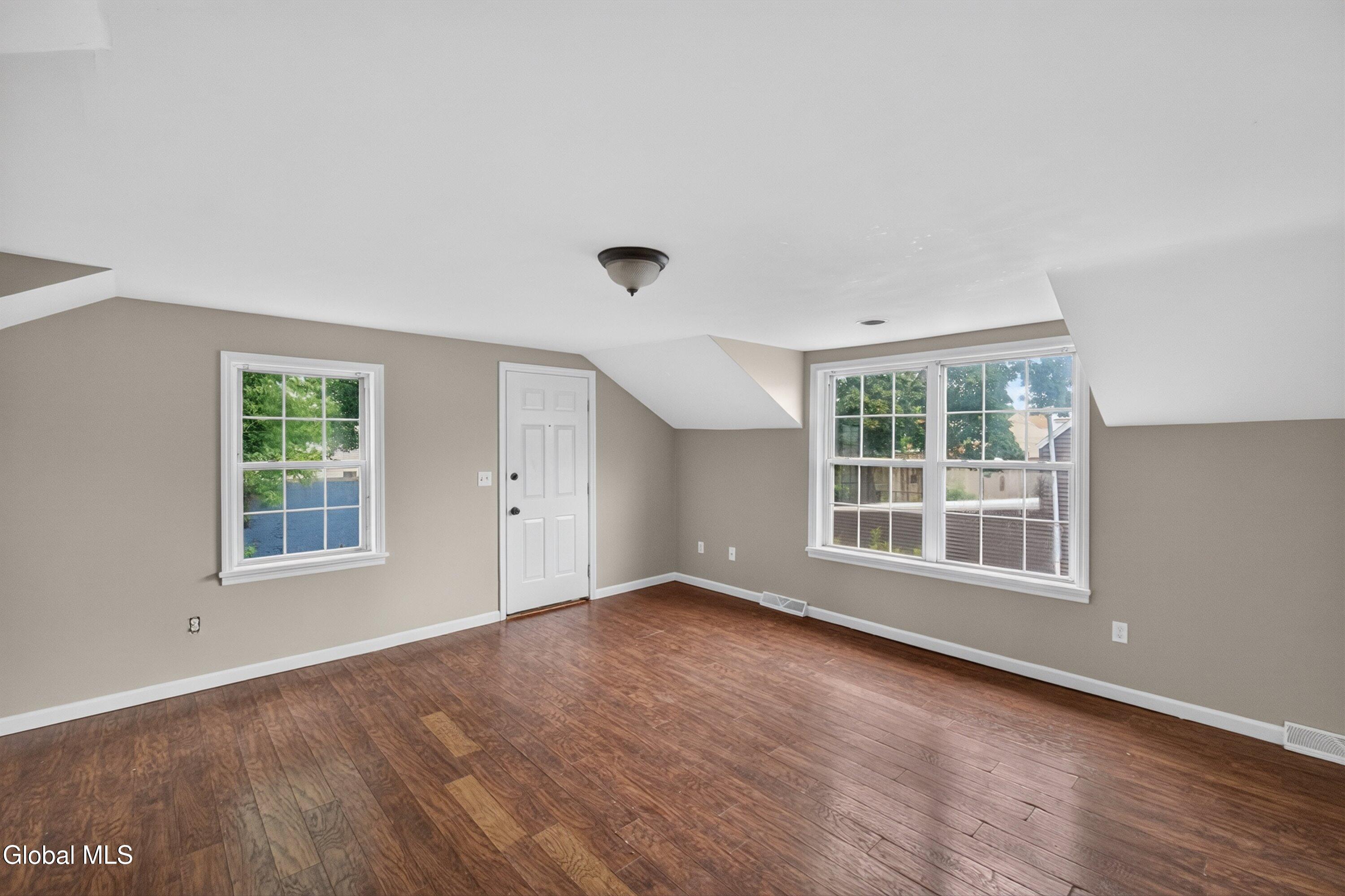 473 Washington Avenue Albany NY 12206
