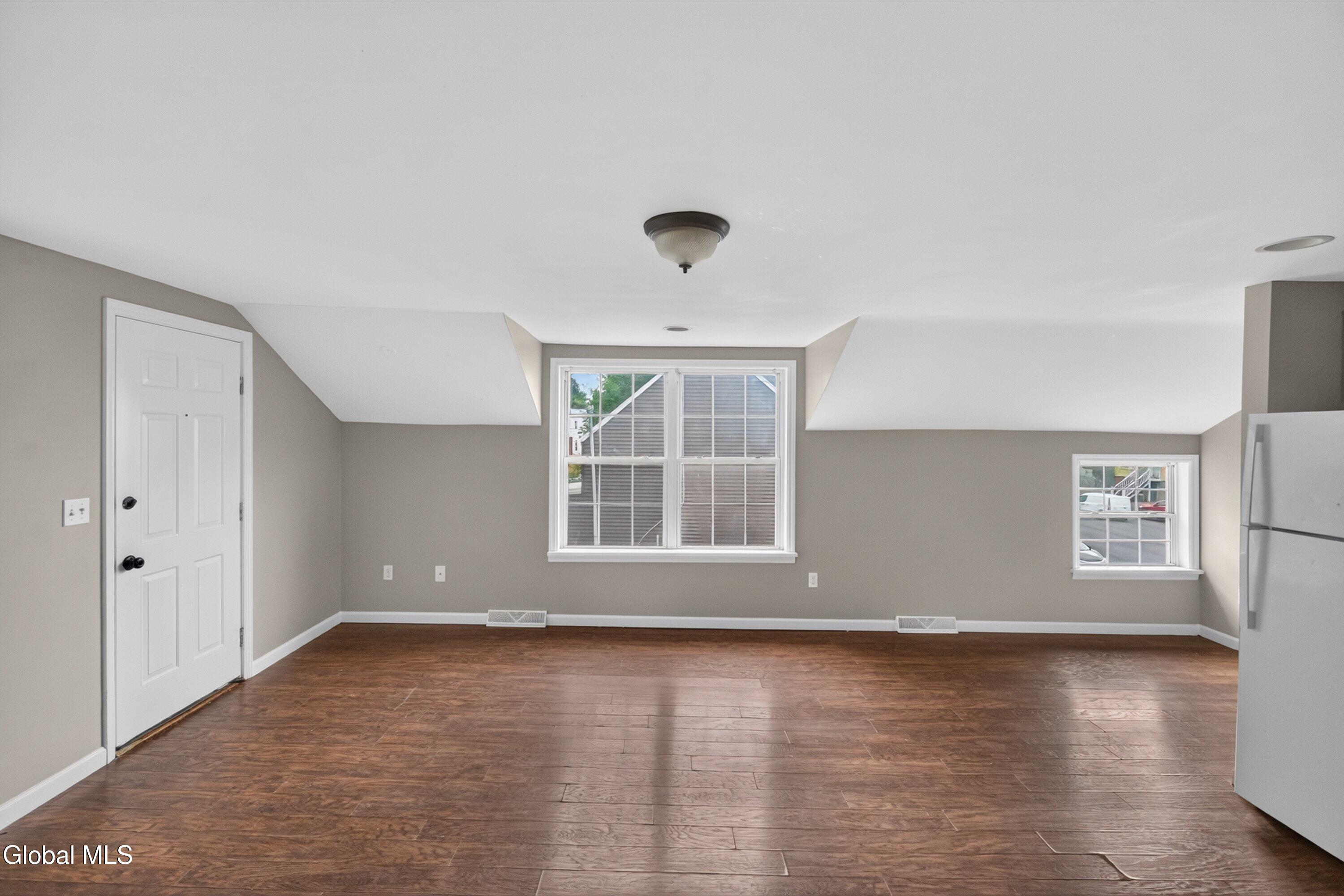 473 Washington Avenue Albany NY 12206