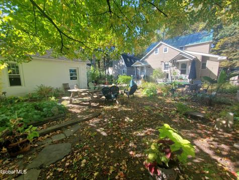 90 Middle Avenue Saratoga Springs NY 12866