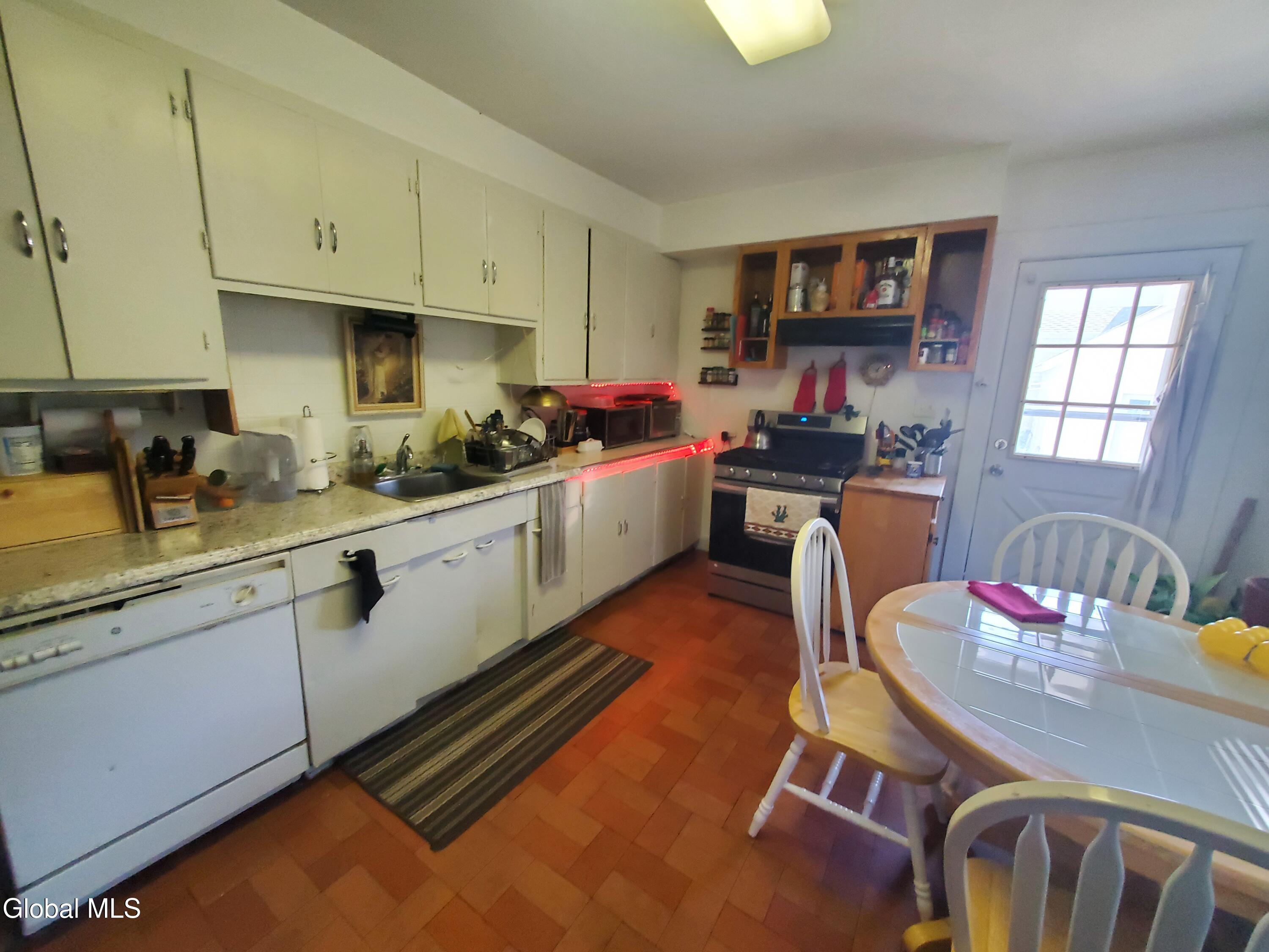90 Middle Avenue Saratoga Springs NY 12866