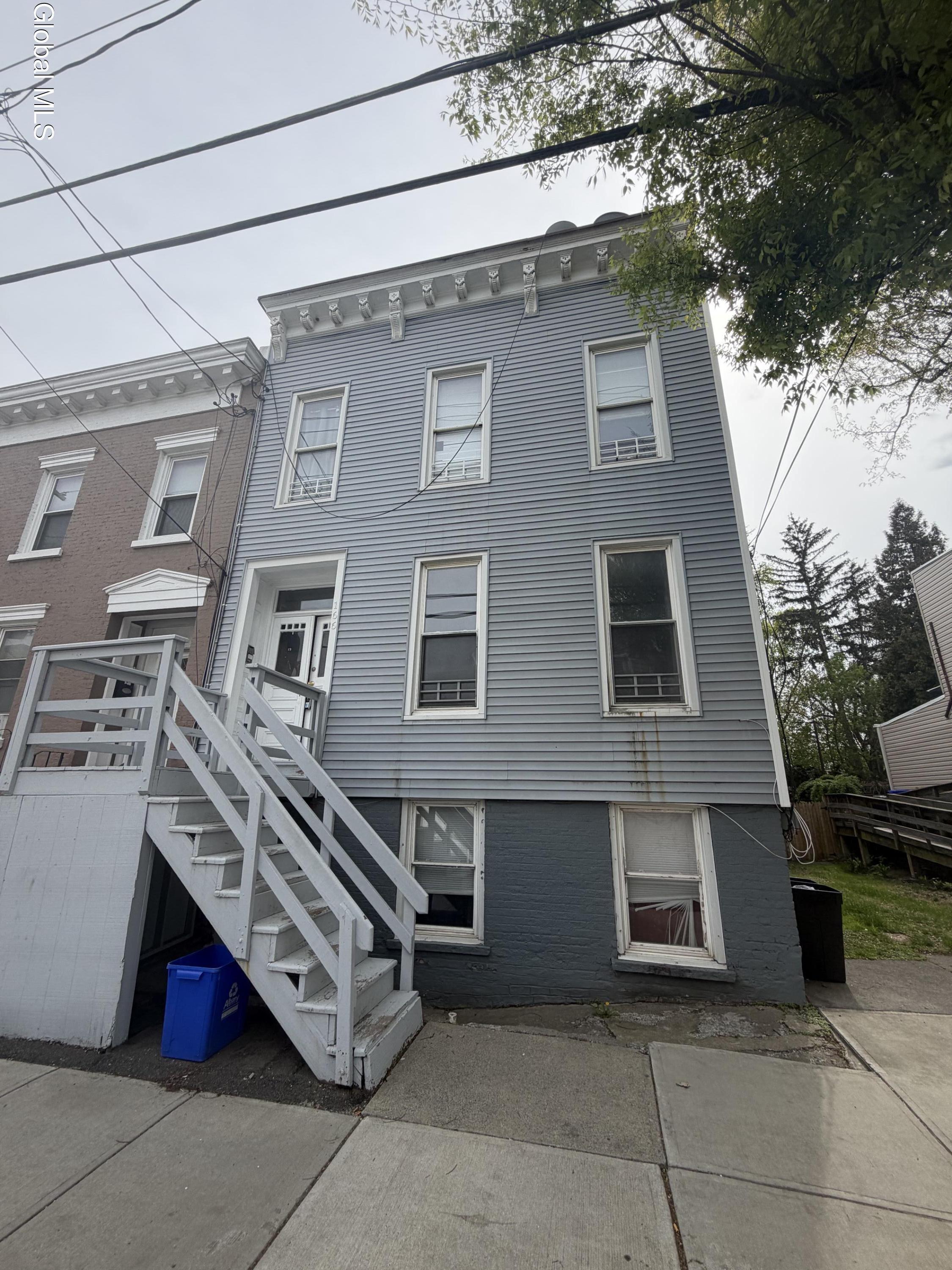 166 2nd Street Albany NY 12210