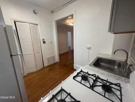 166 2nd Street Albany NY 12210